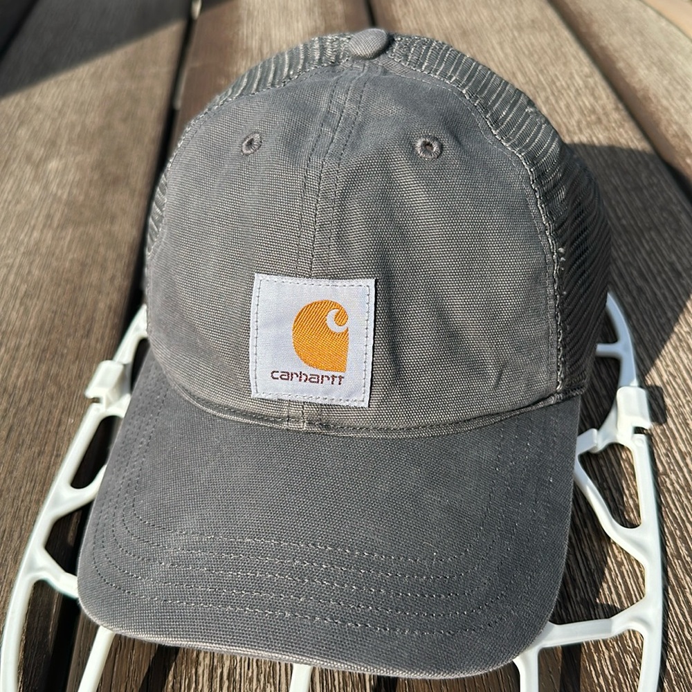 NWOT Carhartt Snapback Dark Gray Hat Cap Patch fromt, Carhartt embroidery back